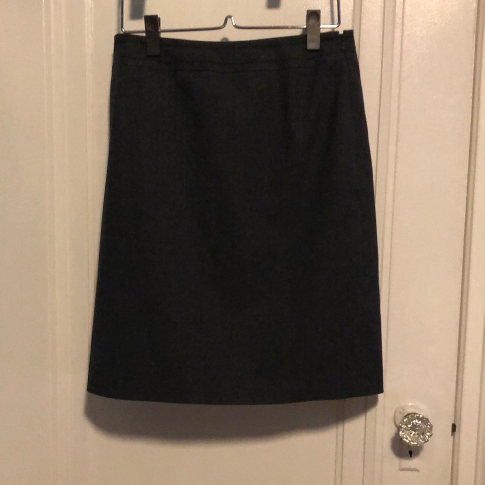 Lined pencil skirt